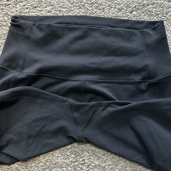 LuluLemon black leggings. Size 8 - Picture 3 of 7